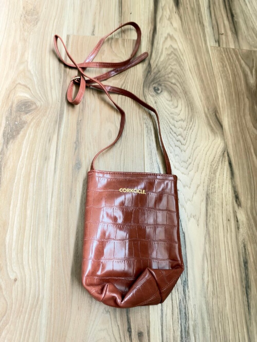 Corkcicle Brown Croc Wine Tumbler Crossbody Bag Sling Carrier Strap